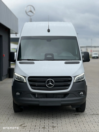 Mercedes-Benz Sprinter - 9