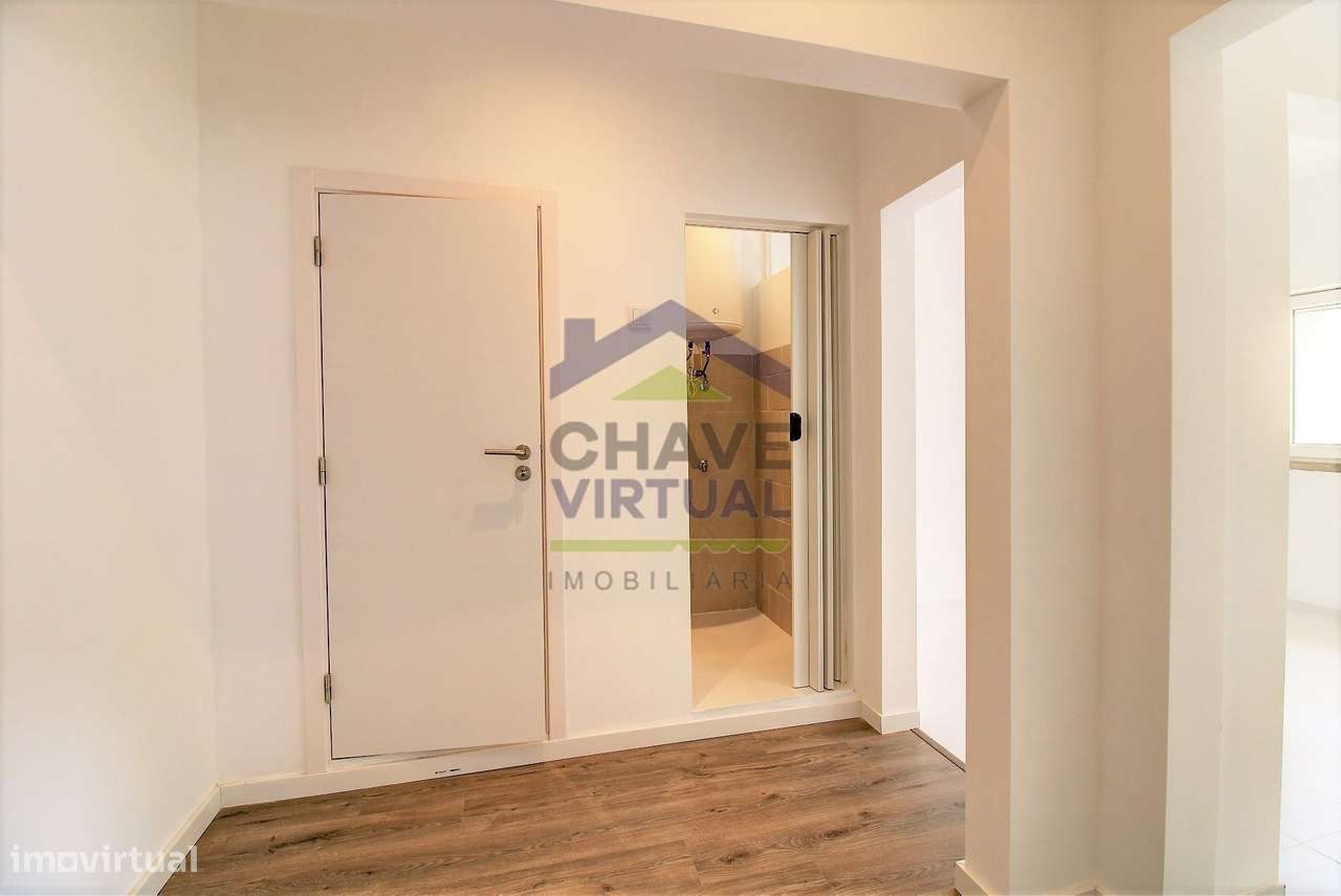 Excelente Apartamento T3 - Centro Caldas da Rainha-11