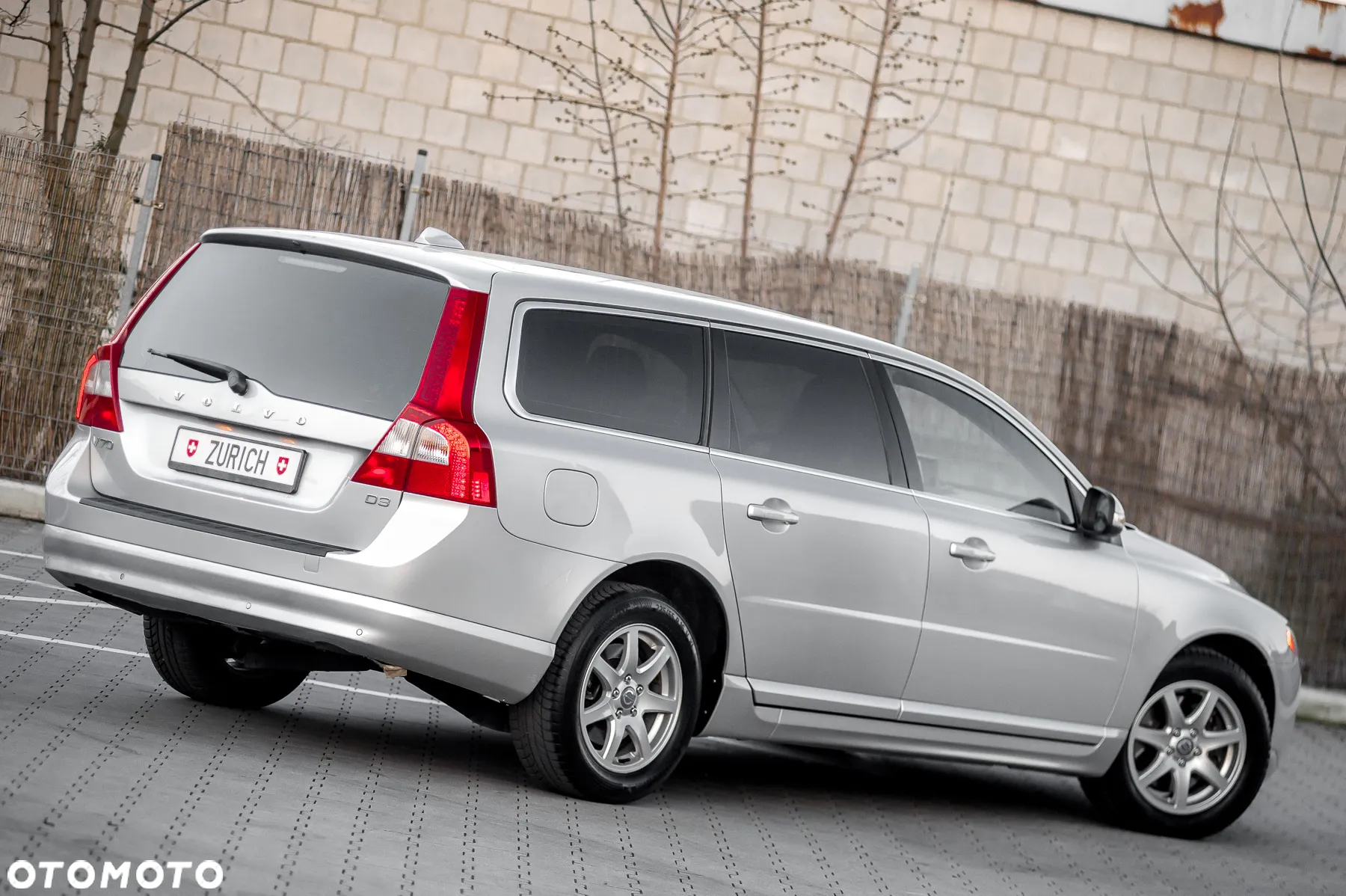 Volvo V70 D3 Geartronic Momentum - 4