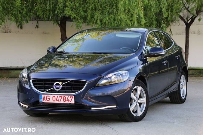 Volvo V40 D4 RDesign - 1