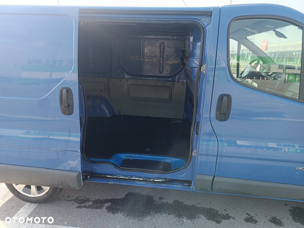 Renault Trafic - 8