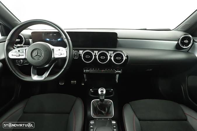 Mercedes-Benz A 180 d AMG Line - 8