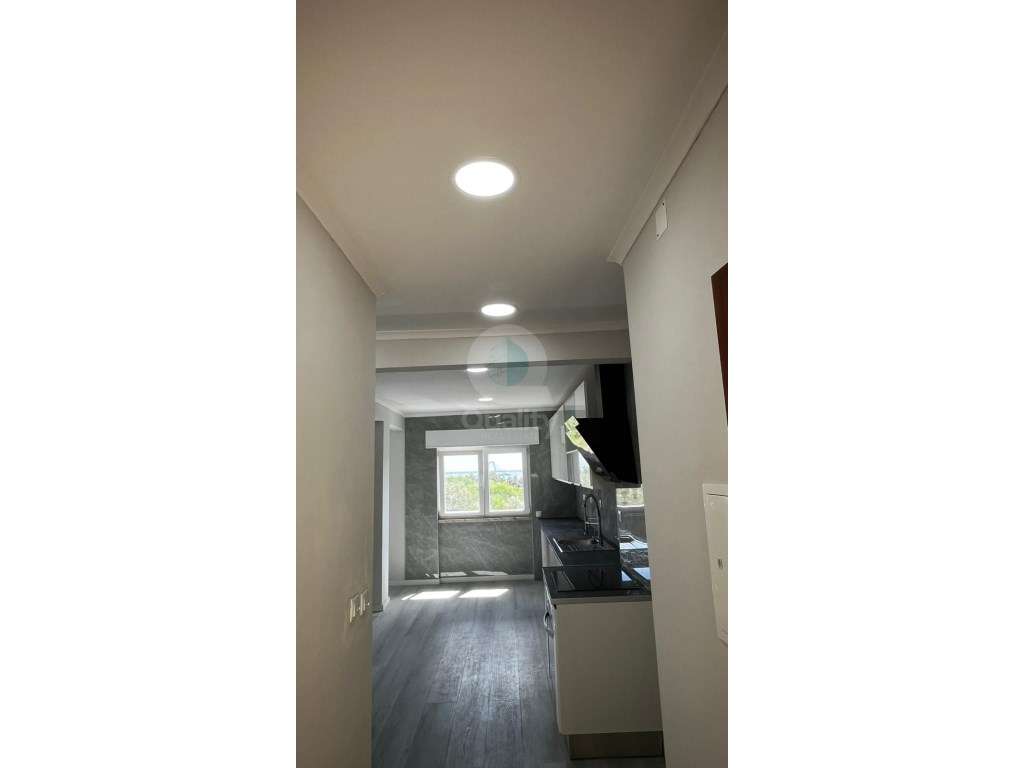 T2 Remodelado | São Sebastião - Setúbal-9