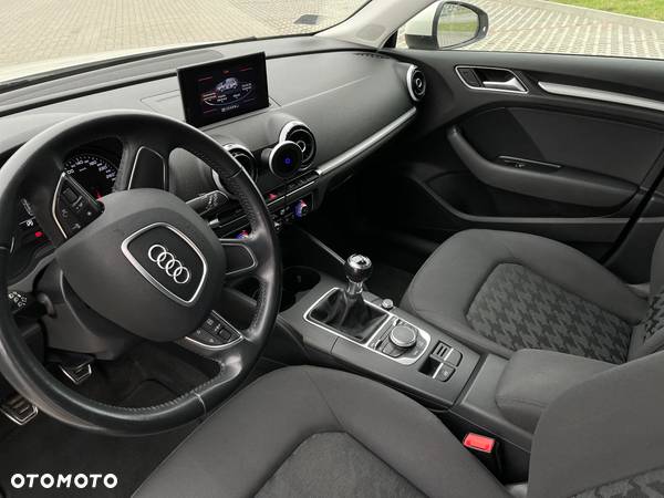 Audi A3 1.2 TFSI Attraction - 4