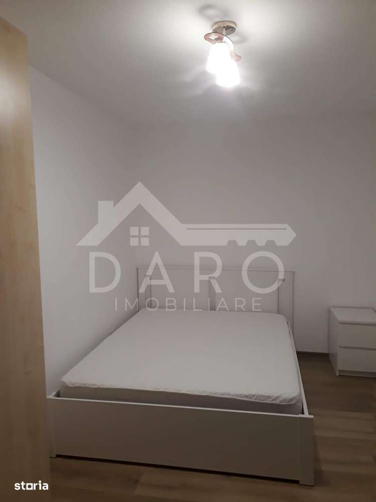 Apartament cu 2 camere de vanzare - Imagine principală: 4/12
