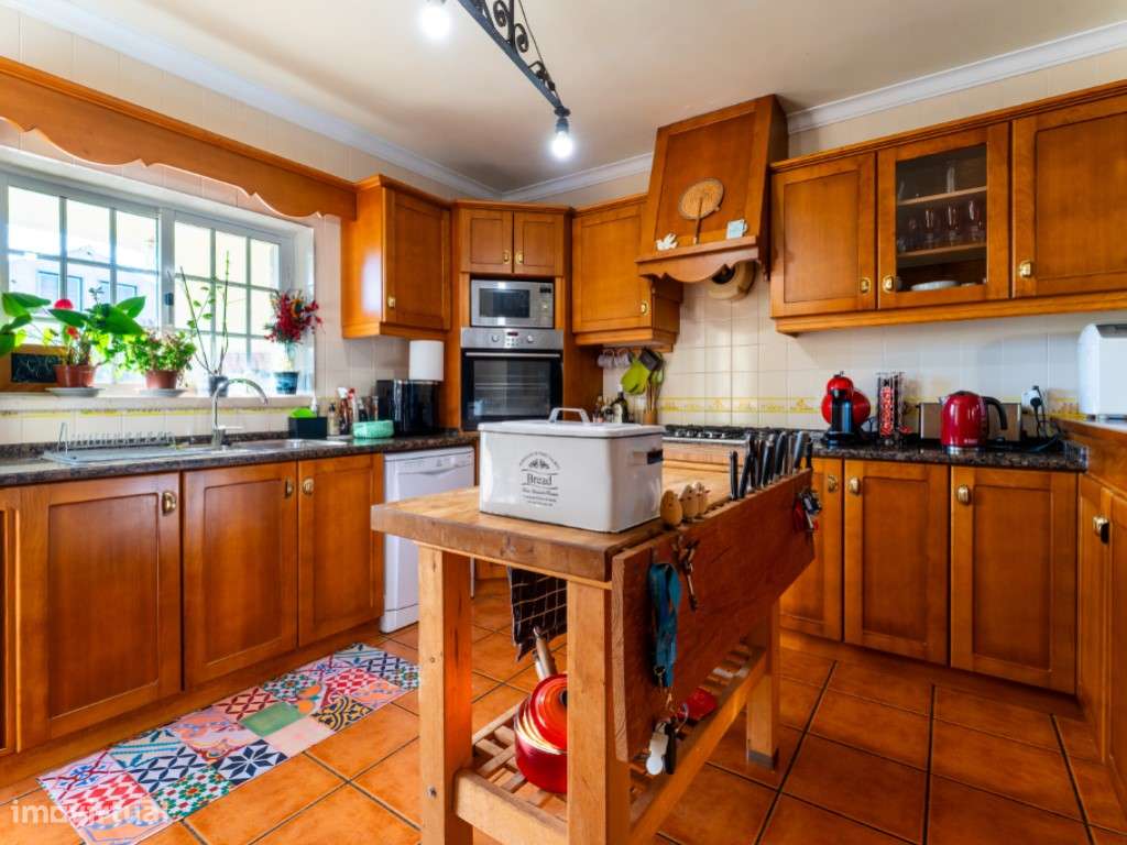 Moradia V5 com piscina, terreno e anexo independente em Cadaval - Grande imagem: 4/60