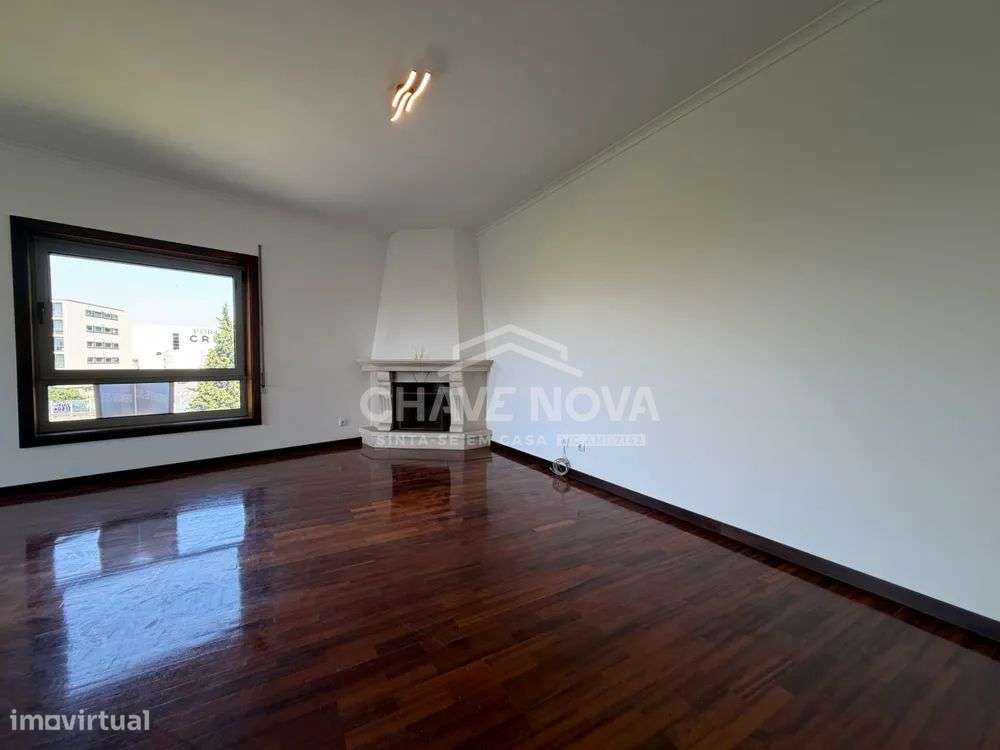 Apartamento T2 em Mafamude | Junto à Nova Linha do Metro Rubi-9