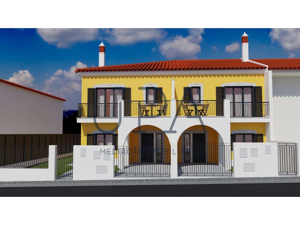 Altura Moradia T3 1 Com Piscina
