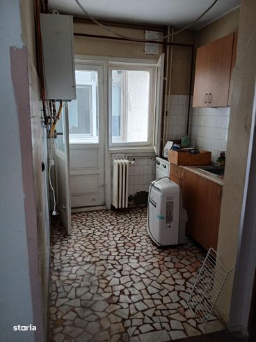 Vanzare apartament patru camere garaj boxa Palatul Cotroceni-10