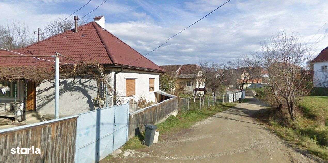 Casa cu gradina in zona foarte linistita si usor accesibila-0