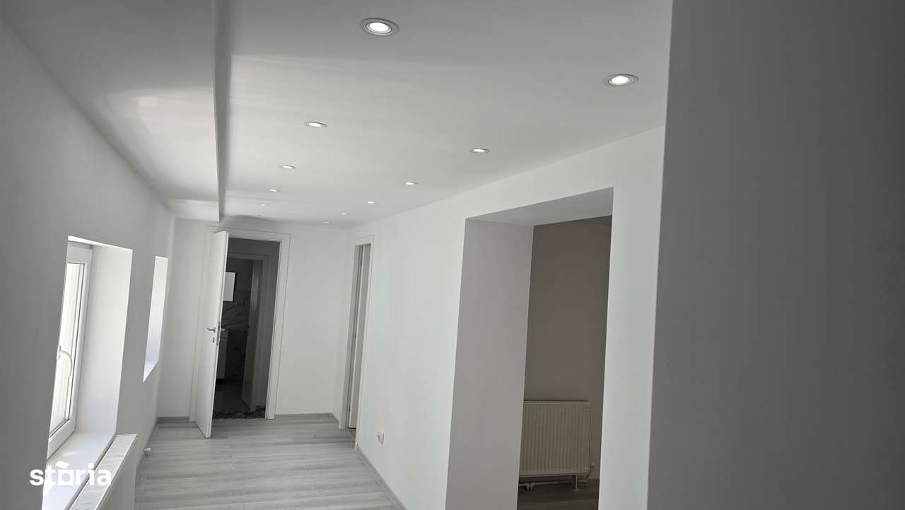 Vand casa caramida zona Piața Mare-5