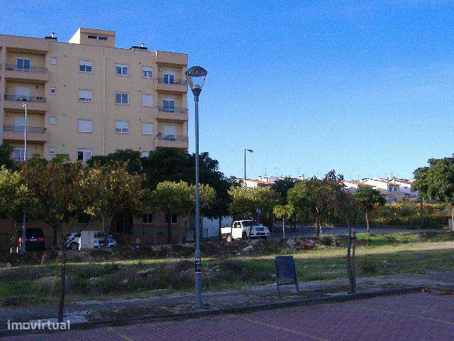 Moradia e Terreno Chaves Santa Cruz Trindade-9