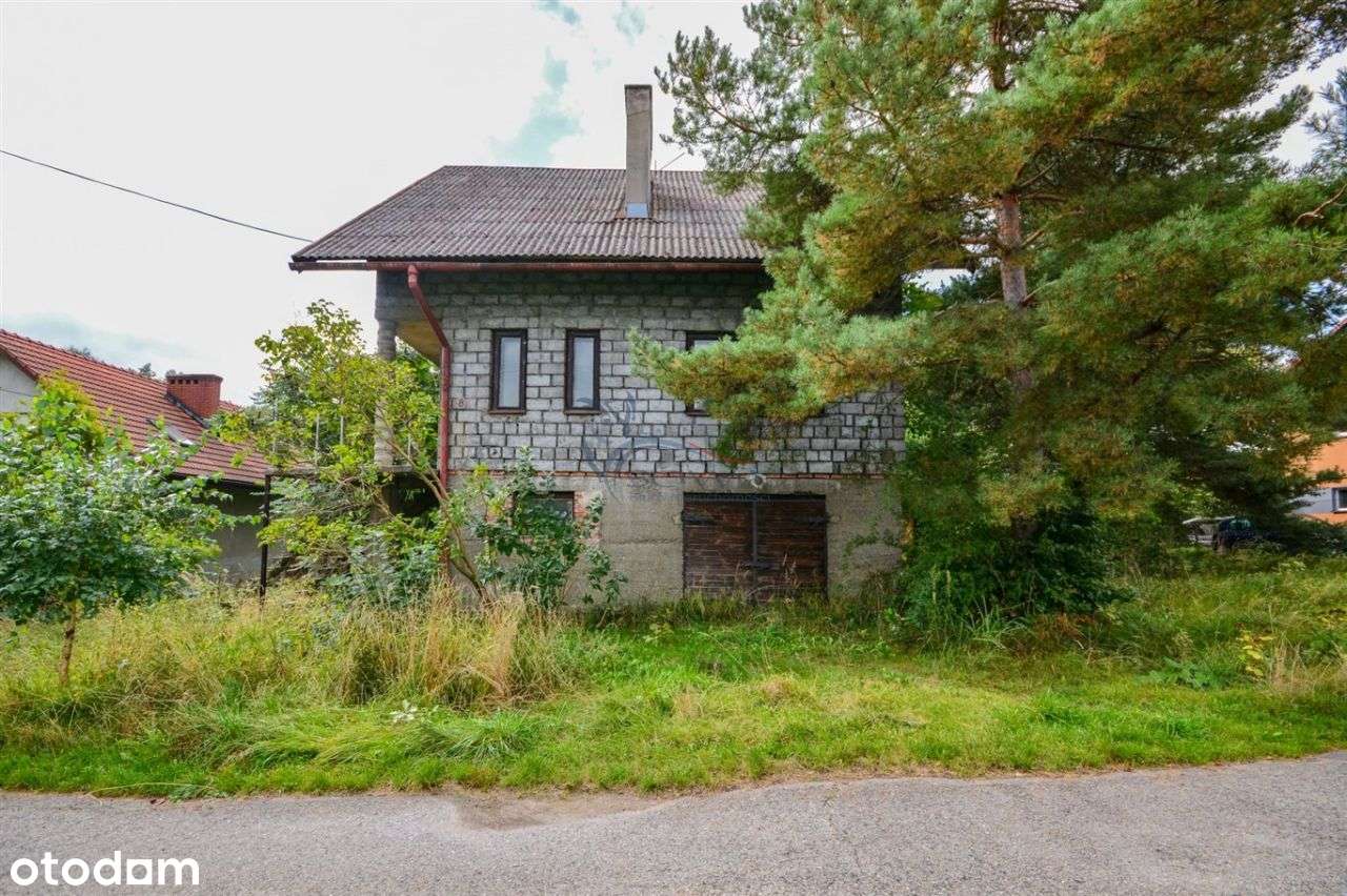 Trzykondygnacyjny Dom z Ogrodem - Do generalki-4