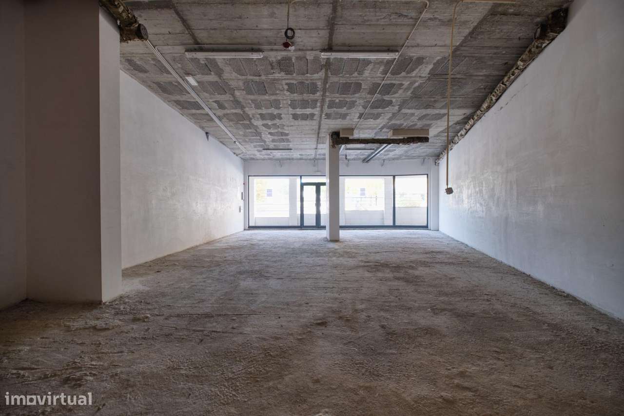 Espaço Comercial Novo em Vila Chã, Amadora - Grande imagem: 4/19