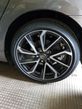 Toyota Avensis 2.0 D-4D Premium - 4