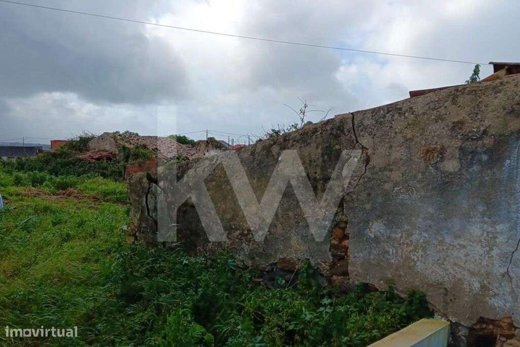 Venda de Quintinha em terreno com 15.176 m2, 4 ruínas em Lagoa, Santo - Grande imagem: 5/43