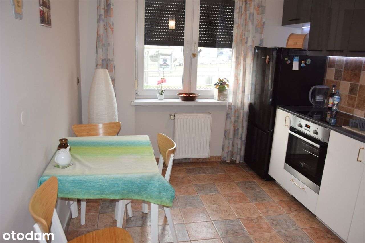 z tarasem Klimatyczne 37,20m,K.Kołłątajowskiej.2001r,Dzwoń.-4