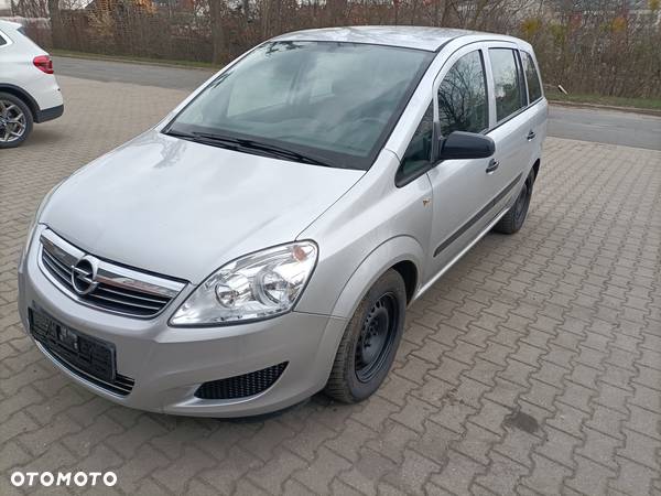 Opel Zafira 1.6 Cosmo - 2