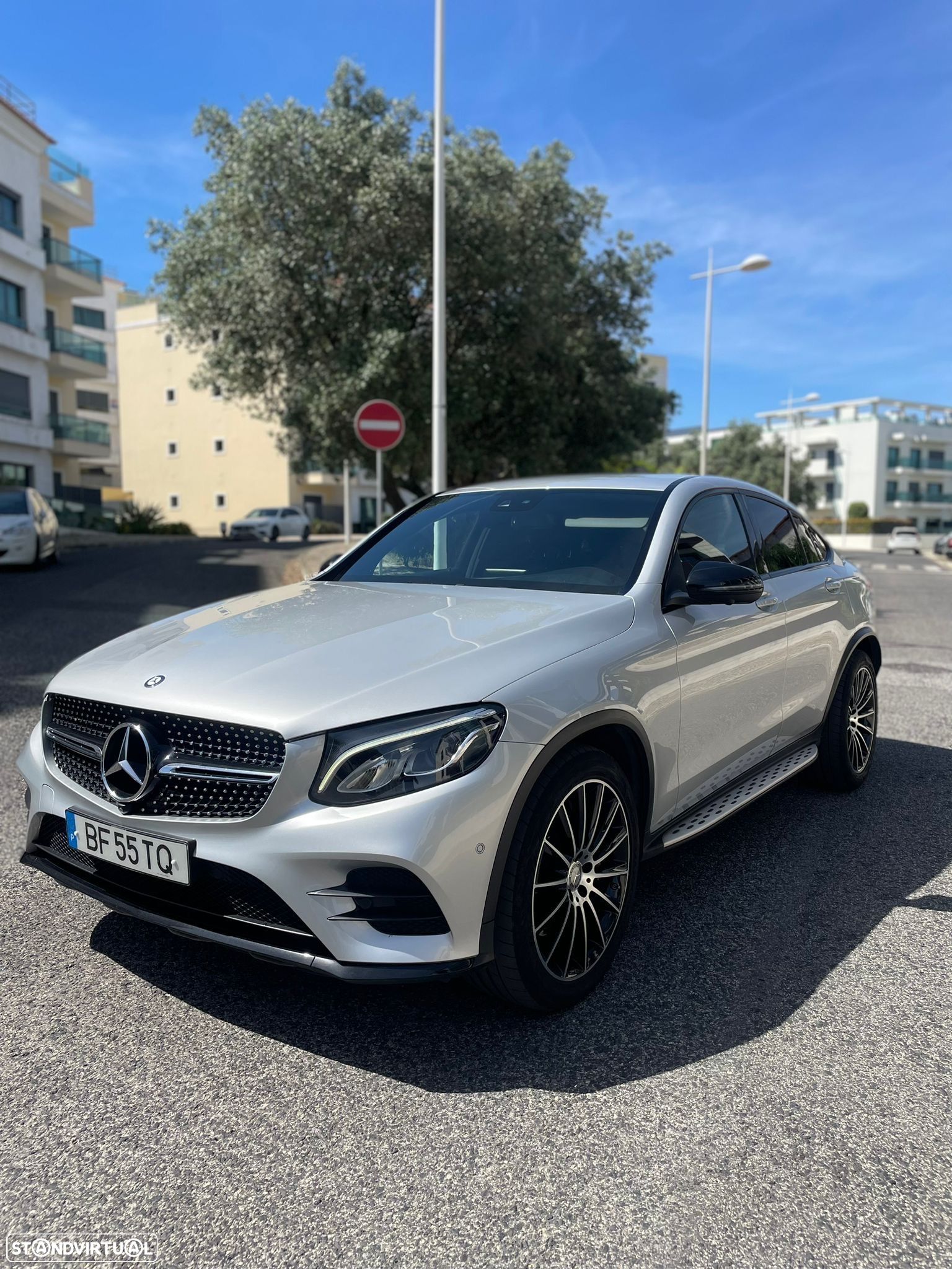 Mercedes-Benz GLC 220 d Coupe 4Matic 9G-TRONIC AMG Line - 1