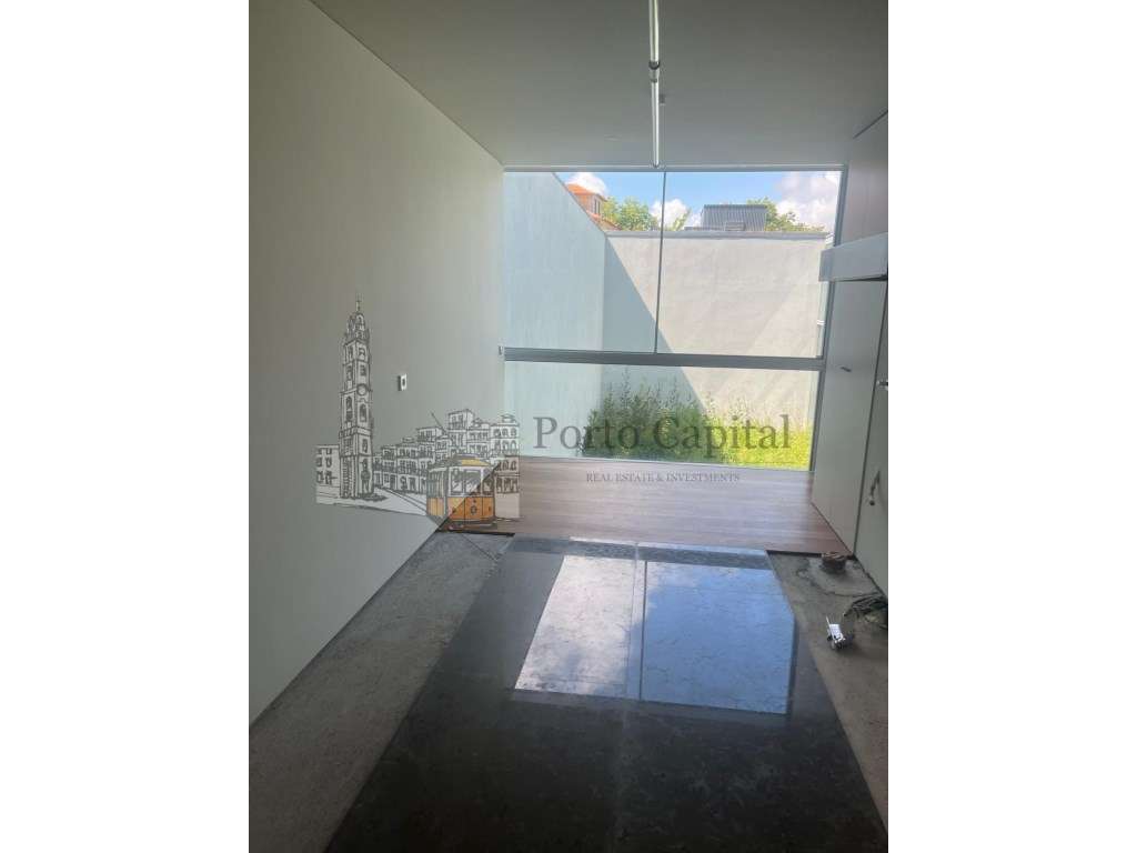 MORADIA T6 QUINTA AMARELA ANTAS - Grande imagem: 2/57