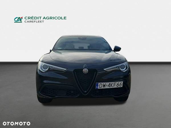 Alfa Romeo Stelvio - 8