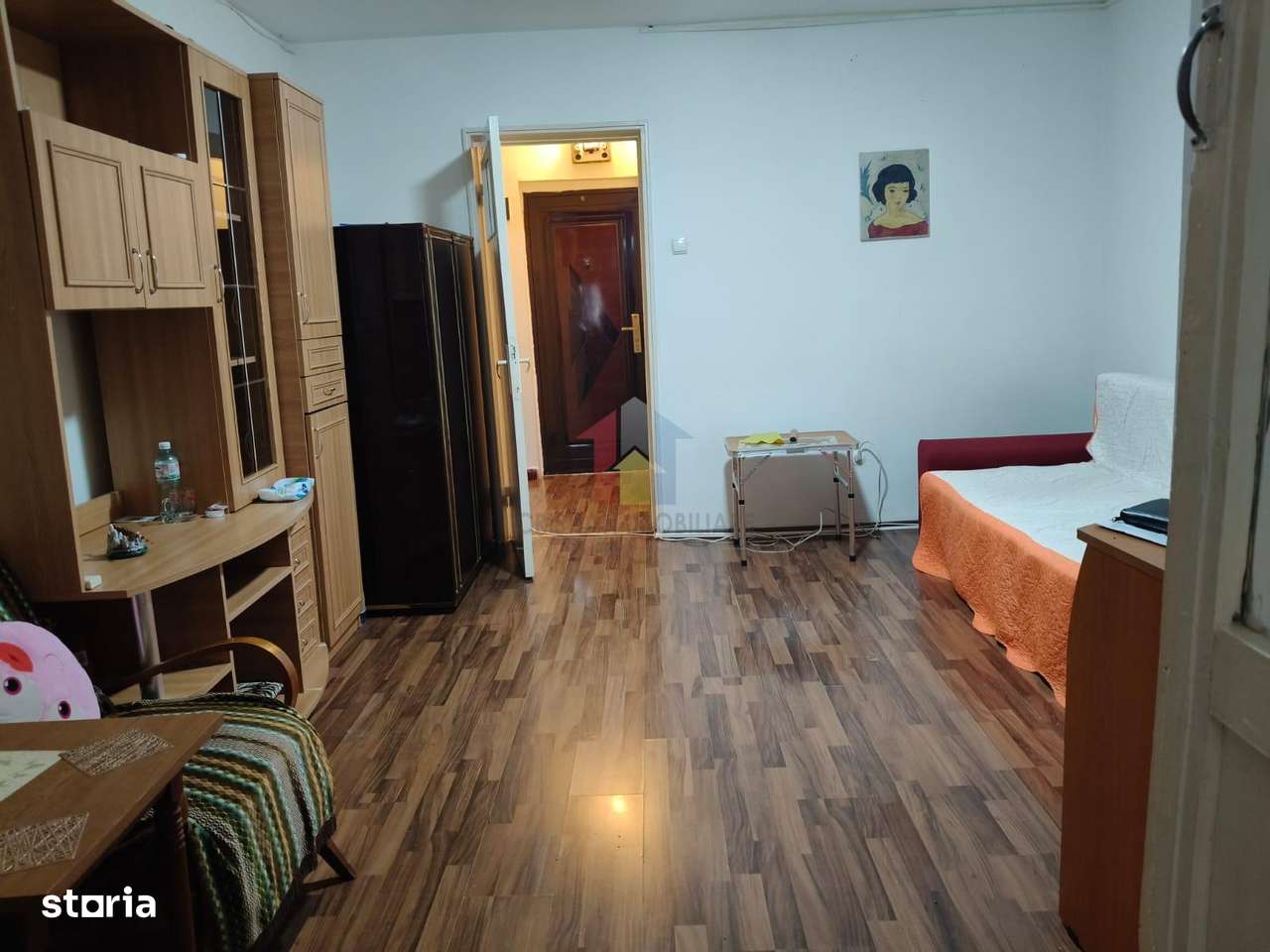 Garsoniera. etaj 2, Mobilata si Utilata, Hipodrom - Sala Polivalenta - Imagine principală: 2/5