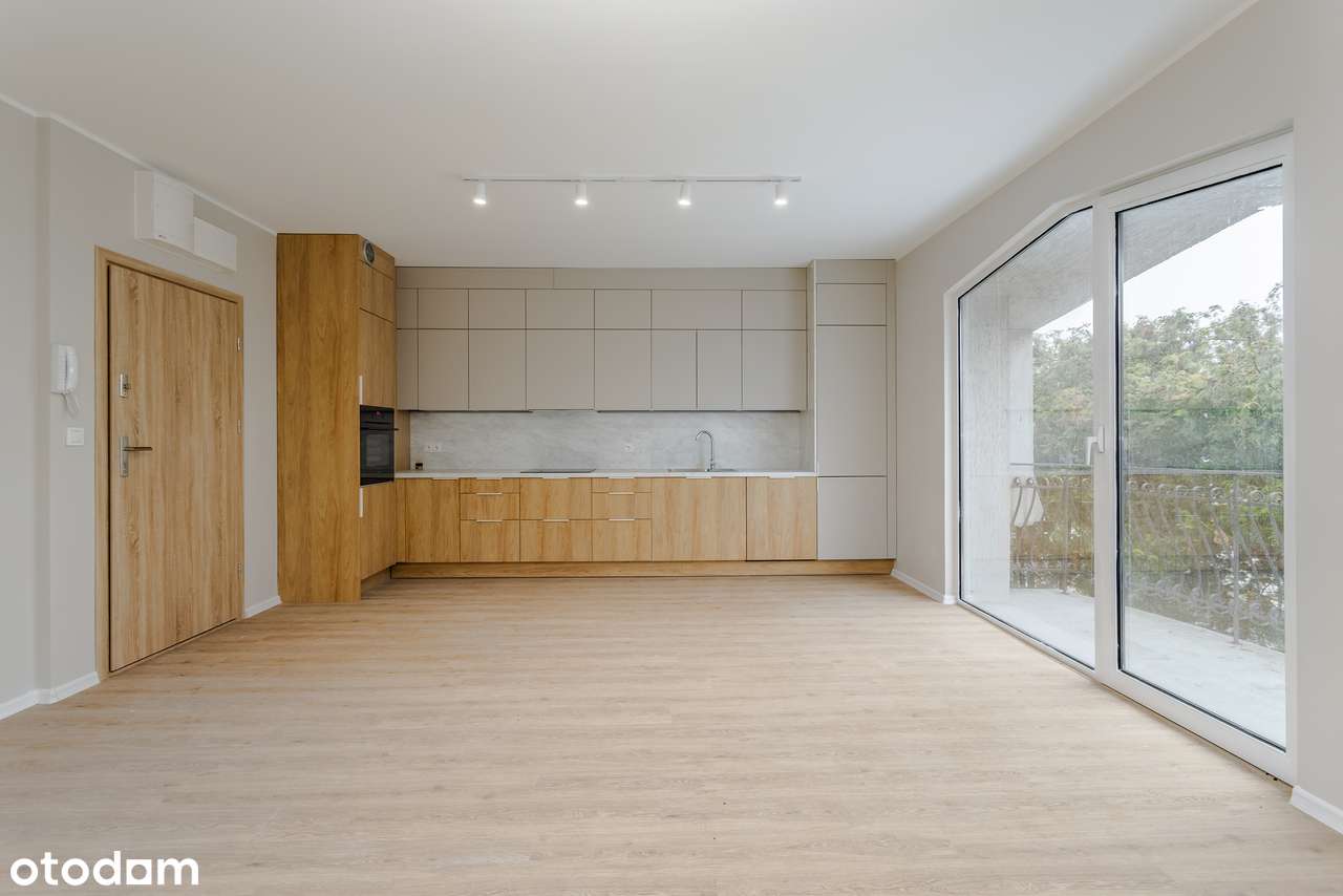 Nowe mieszkanie z ogródkiem i miejscem w hali garażowej-0