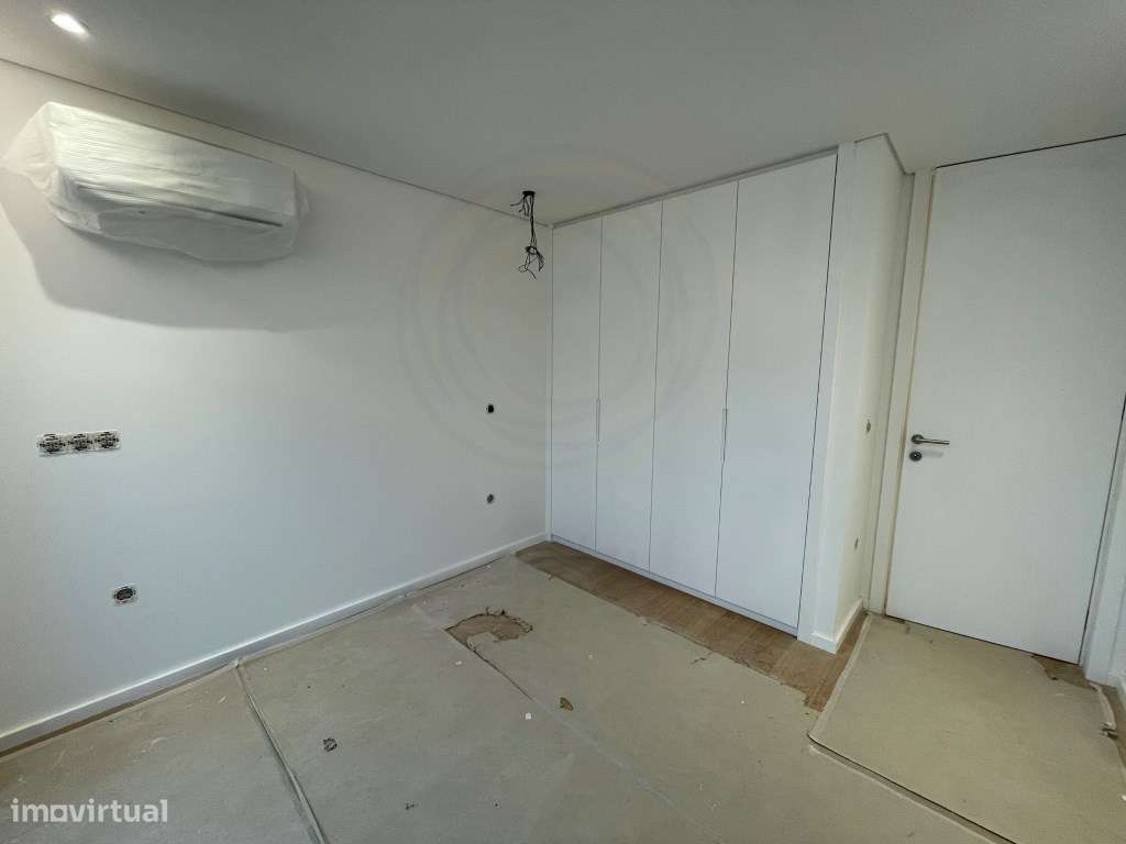 Apartamento T1 com Garagem em Vila Nova de Gaia-15