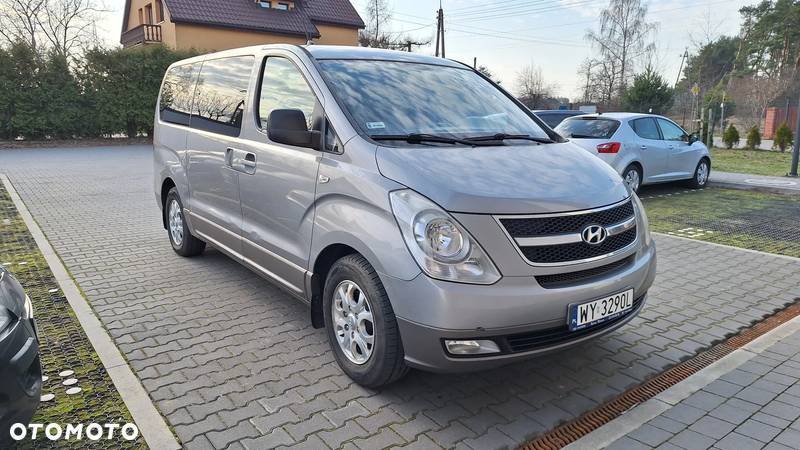 Hyundai H-1 2.5 CRDi Travel Premium - 1