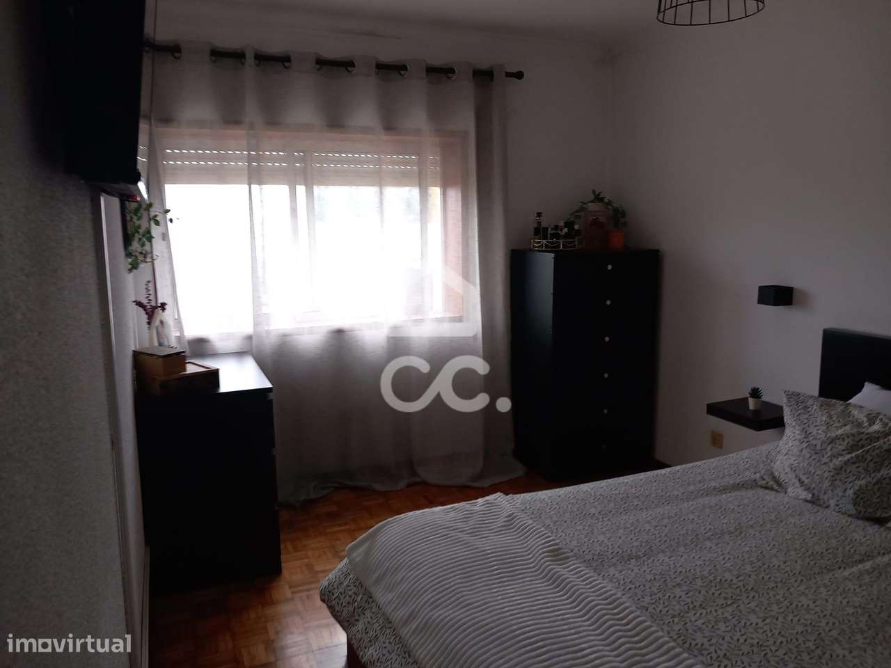 Apartamento T2 Localizado na Rua D. Marcos da Cruz, Leça da Palmeira.-10