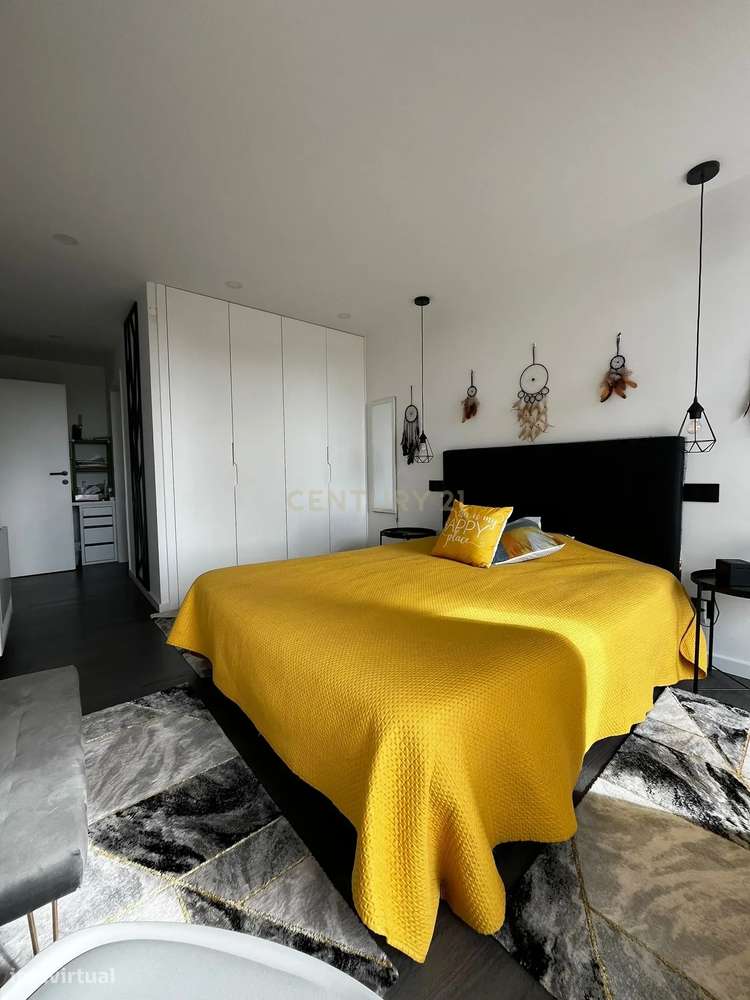 Luxuosa Moradia com Piscina em Vila Franca - Oportunidade Única-9