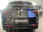 Alfa Romeo Stelvio 2.2 D Estrema Q4 AT8 - 4