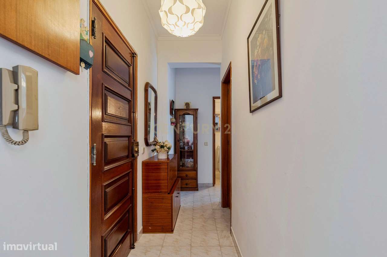 Apartamento T-1  com arrecadação na Costa da Caparica-6