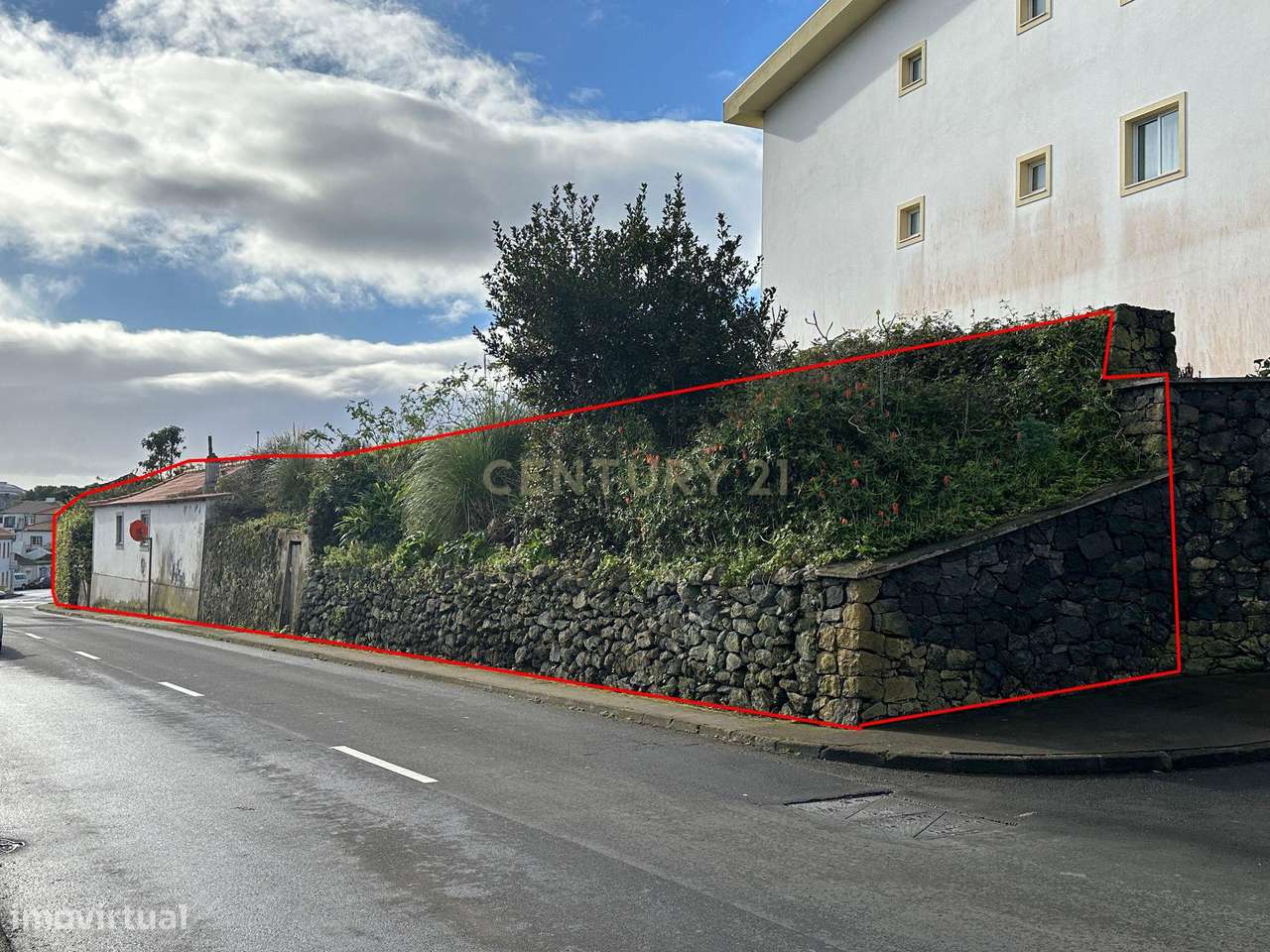 Oportunidade em Praia da Vitória: Casa para Recuperação - Grande imagem: 5/11