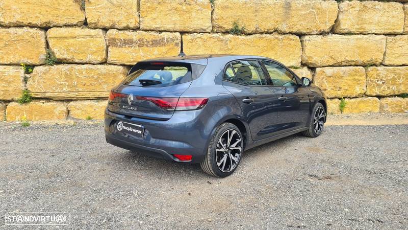 Renault Mégane 1.5 Blue dCi Intens EDC - 2