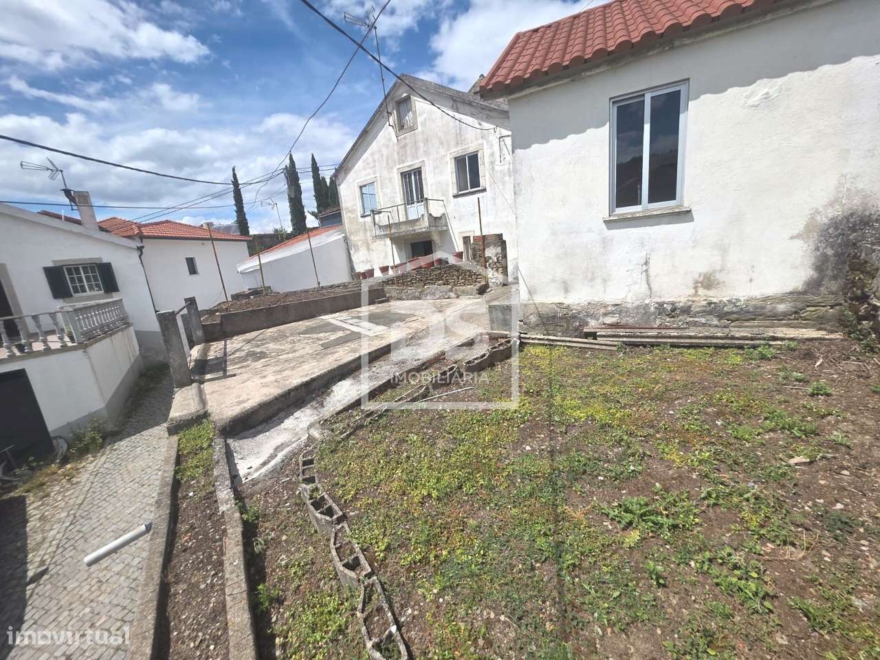 Moradia para Restaurar T3 Venda em Poiares e Canelas,Peso da Régua-13