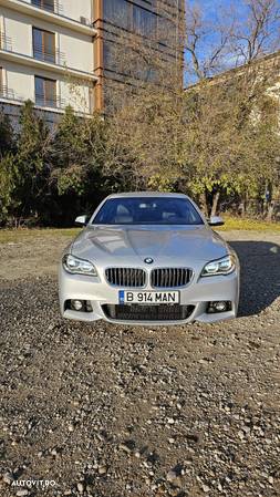 BMW Seria 5 525d xDrive AT - 26