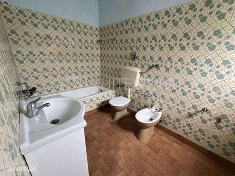 Imóvel de banco : escritura ao abrigo do simplex-10