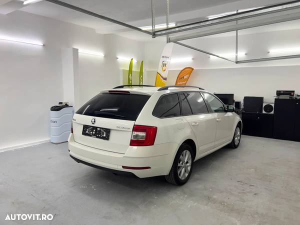 Skoda Octavia Combi 1.6 TDI Ambition - 4