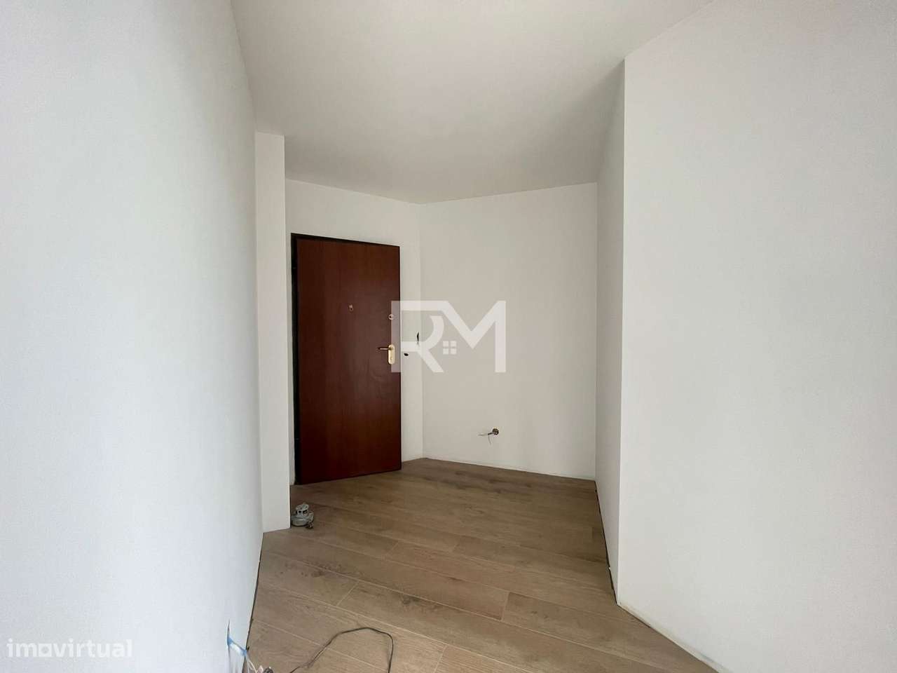 APARTAMENTO T2 EM REMODELAÇÃO COM TERRAÇO E COM VARANDA | CENTRO DE...-16