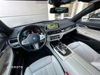 BMW Seria 7 745e - 23