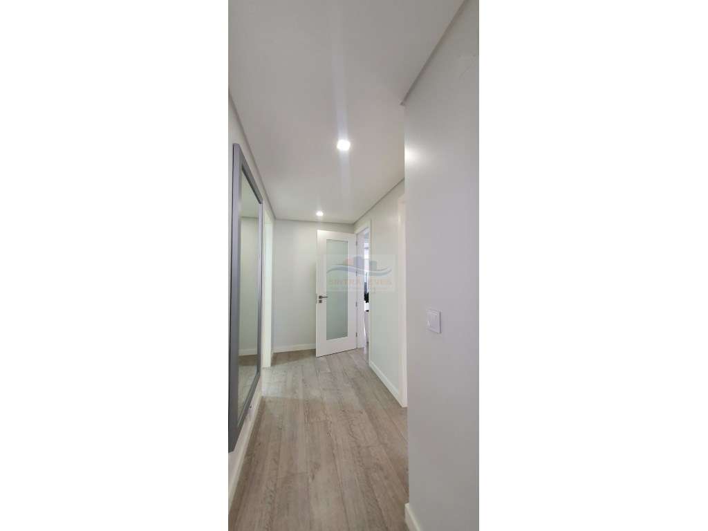 T3 de luxo e requinte com 3 WCS e Garagem nas Lezírias do Infantado-15
