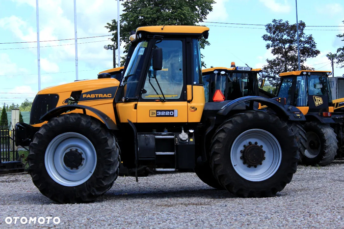 JCB Fastrac 3220 - 5