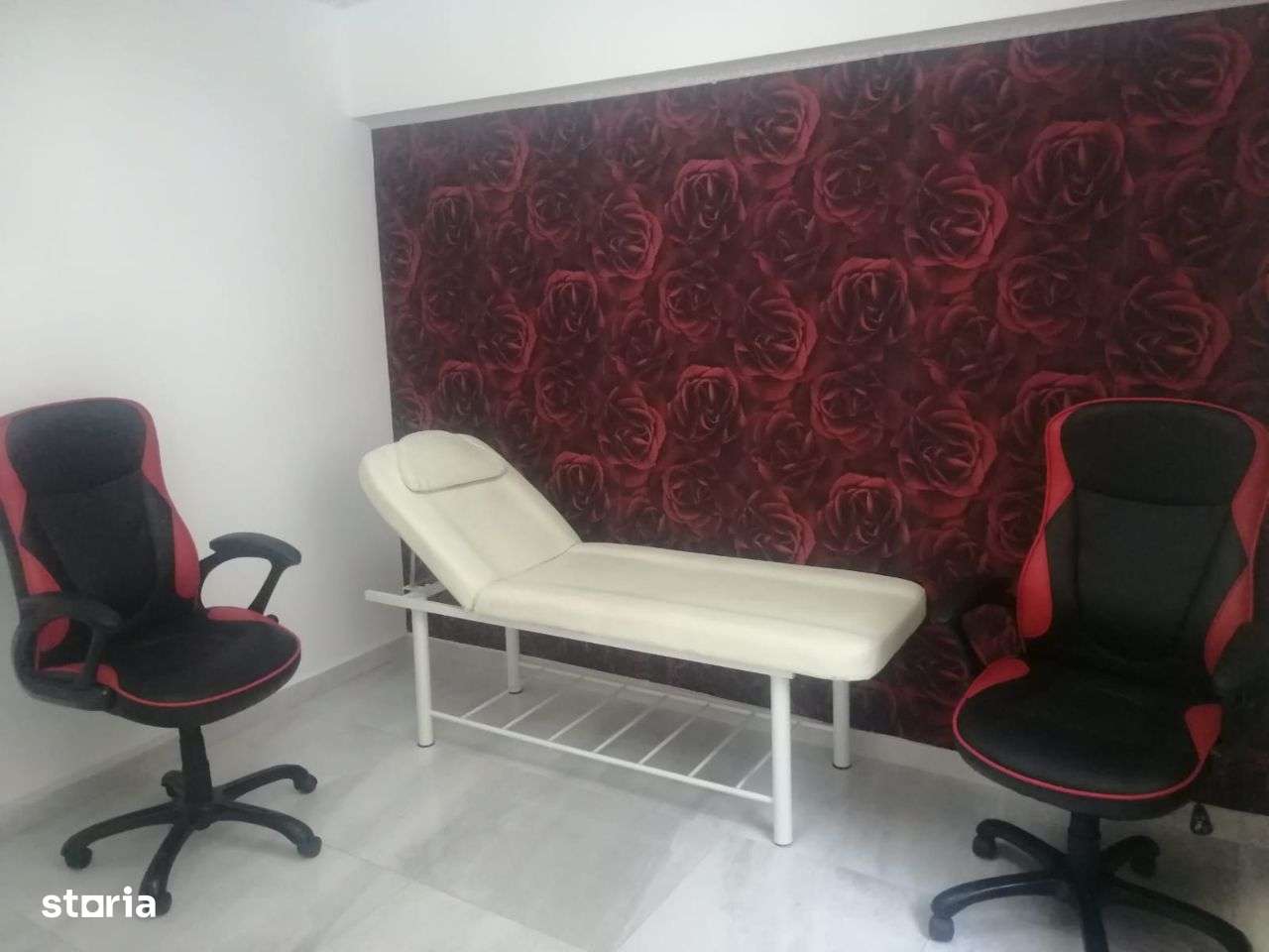 Salon ultracentral zona English Park p/4 mobilat si utilat 750 euro - Imagine principală: 3/7
