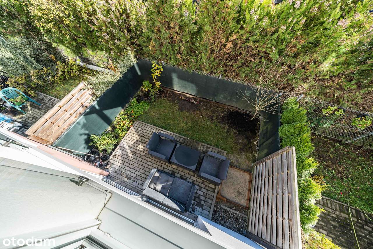 Dwupoziomowe mieszkanie do wejścia.-13