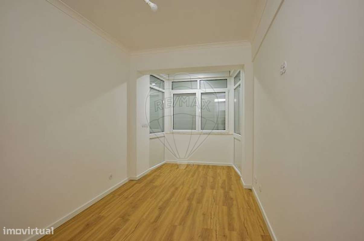 Apartamento T3 à venda em Cacilhas-35