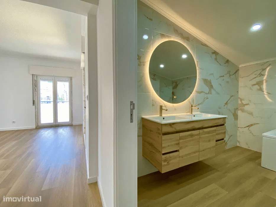 Fabuloso T3 Duplex Remodelado a Estrear na Tapada das Mercês-7