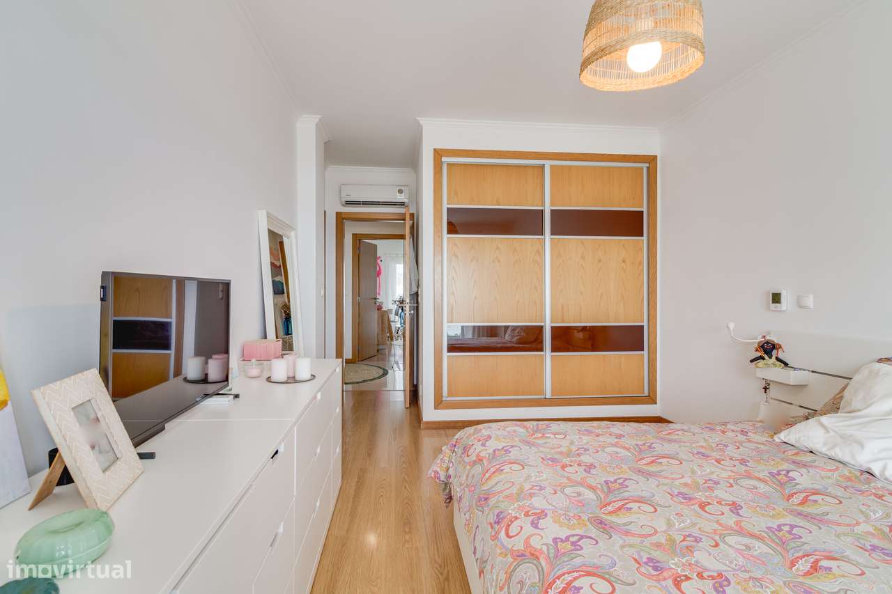 APARTAMENTO T3+1 | MONTIJO | 193 M2 | LUGAR DE PARQUEMANETO-18