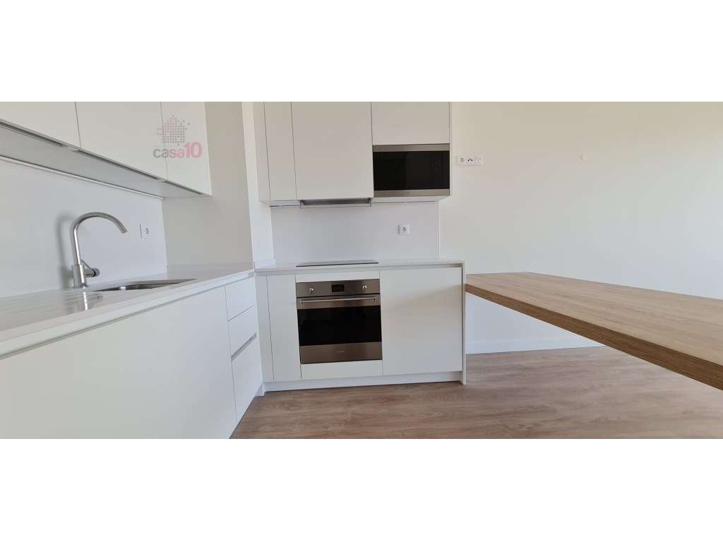 Arrenda-se apartamento T1 com vista rio no ValRio Terrace - Grande imagem: 4/26