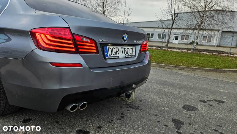 BMW Seria 5 530d xDrive - 11